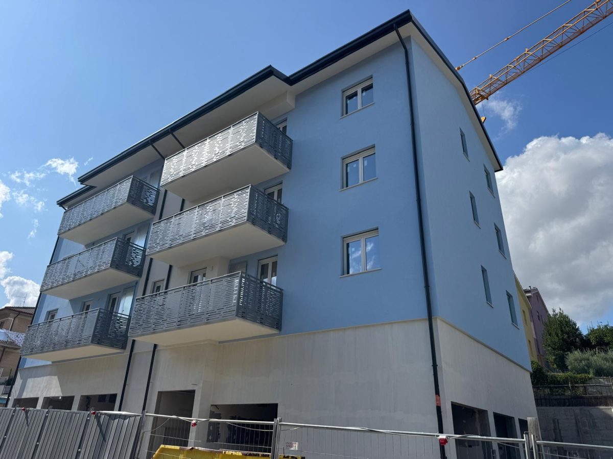 Facciate ed esterni — finiture ad intonachino A.S.H. Finiture Contract