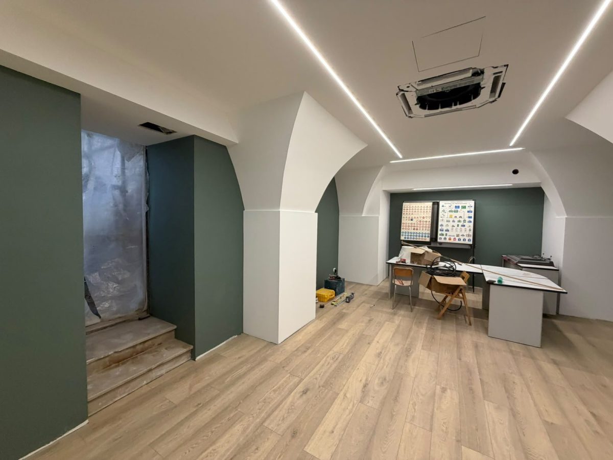 Uffici e studi — finiture ad intonachino A.S.H. Finiture Contract
