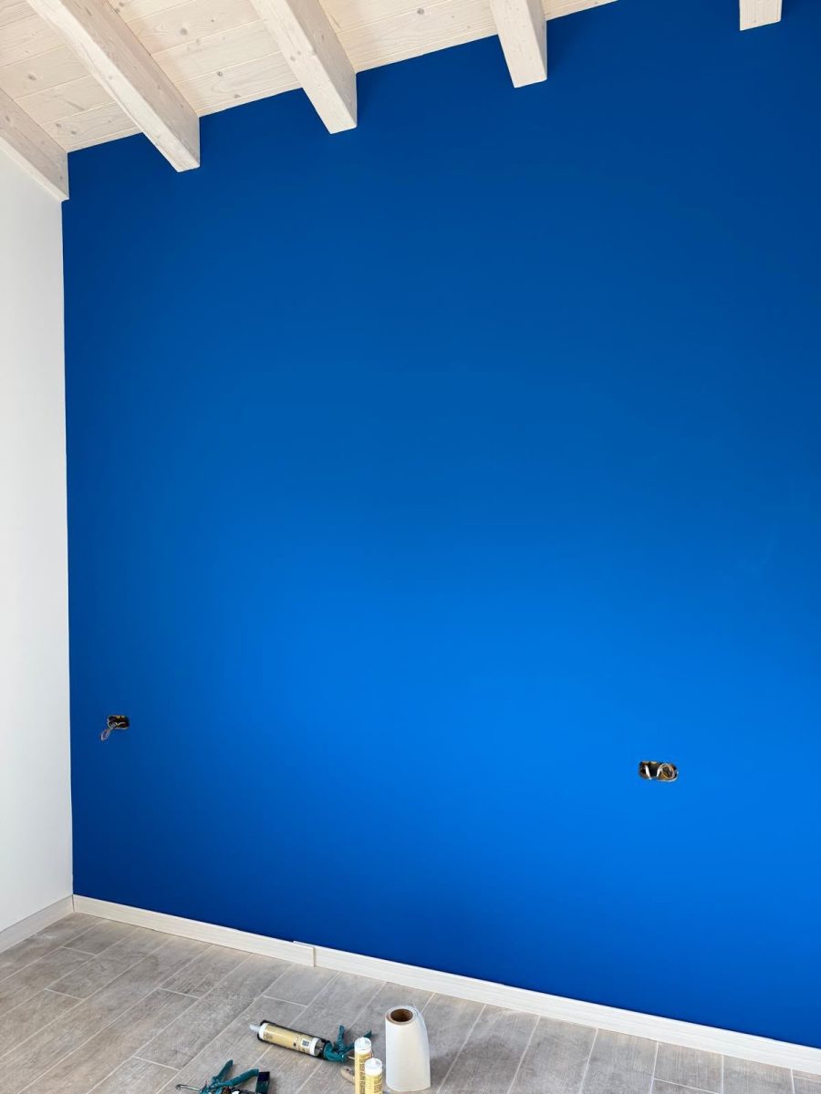 Tinteggiatura completa di villa bifamiliare — realizzazione di A.S.H. Finiture Contract